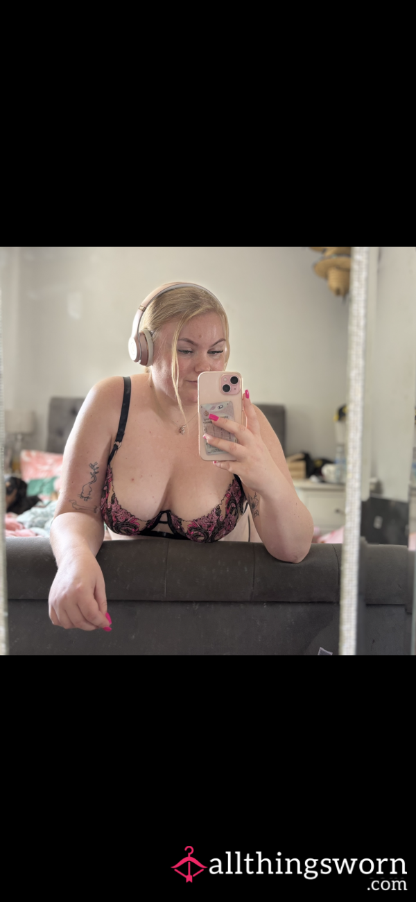 MissCurvyAngel