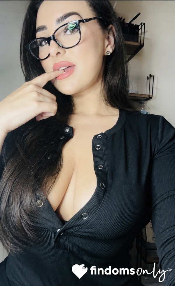 Mistress_Saskia