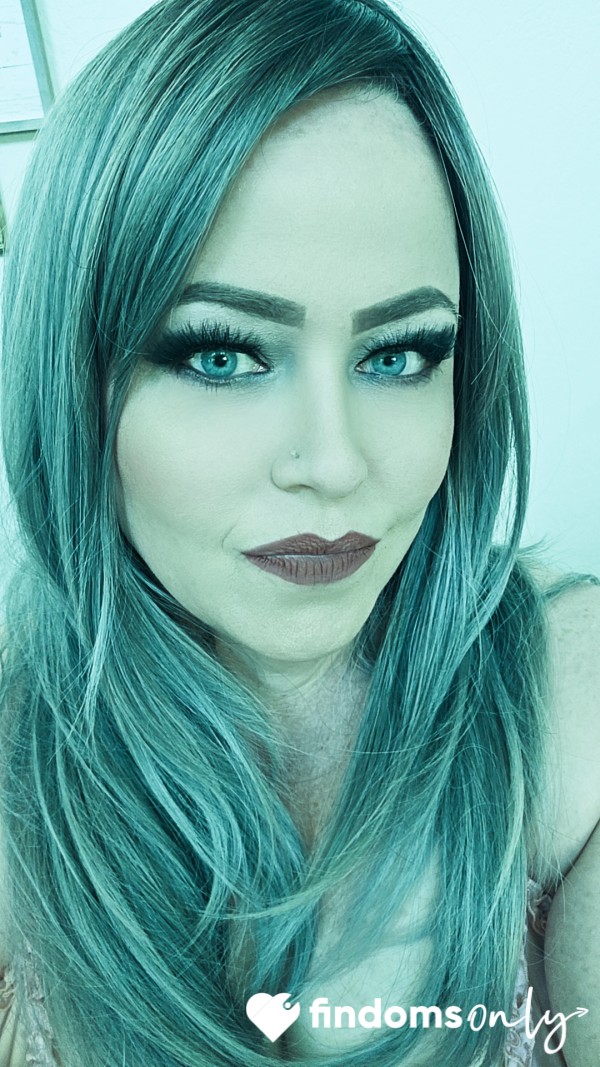 MistressCharlieV