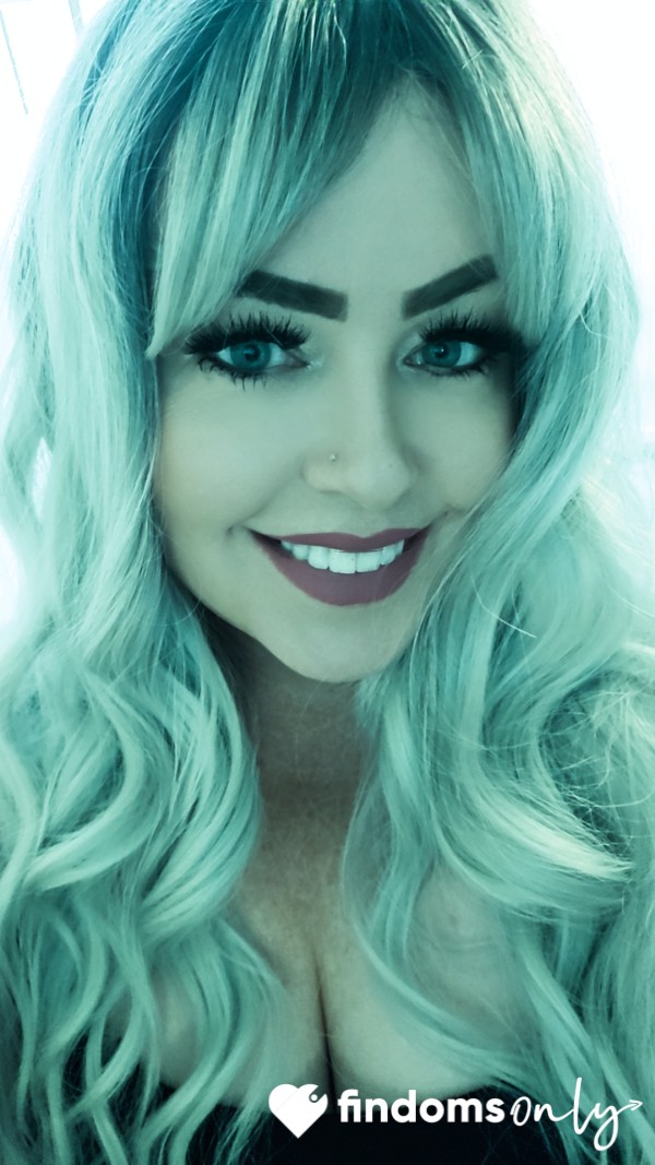 MistressCharlieV