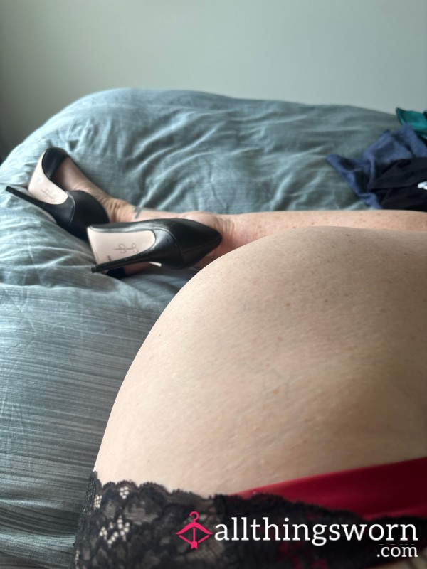 NaughtySecretaryMsHolly