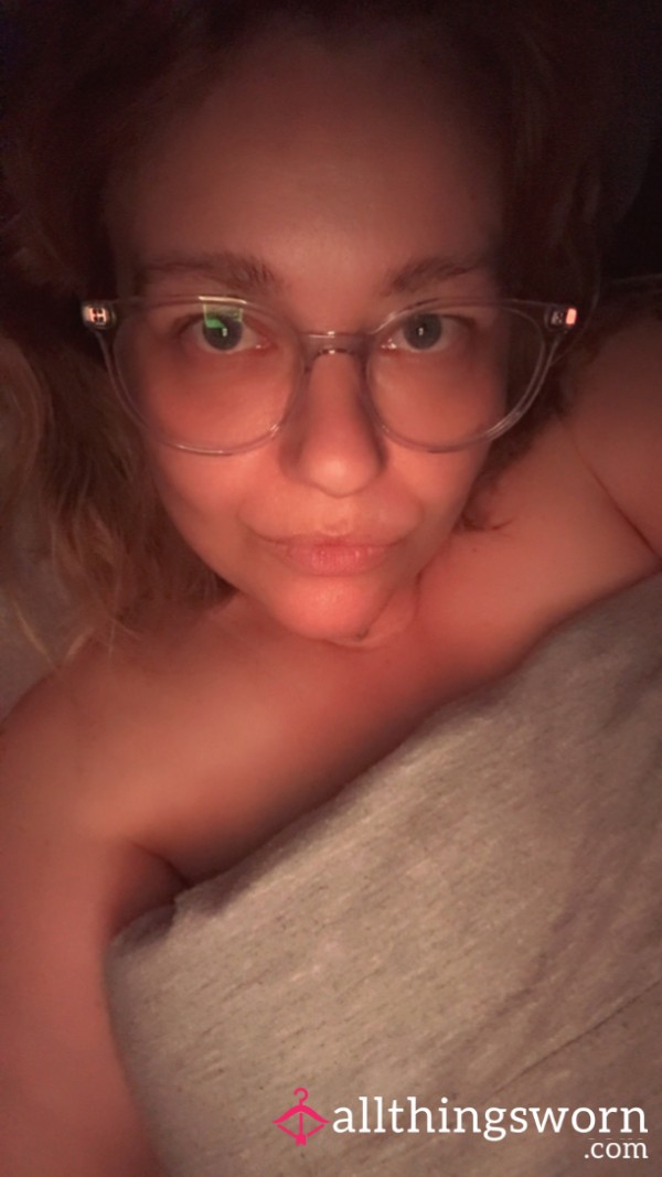 MoonByNina