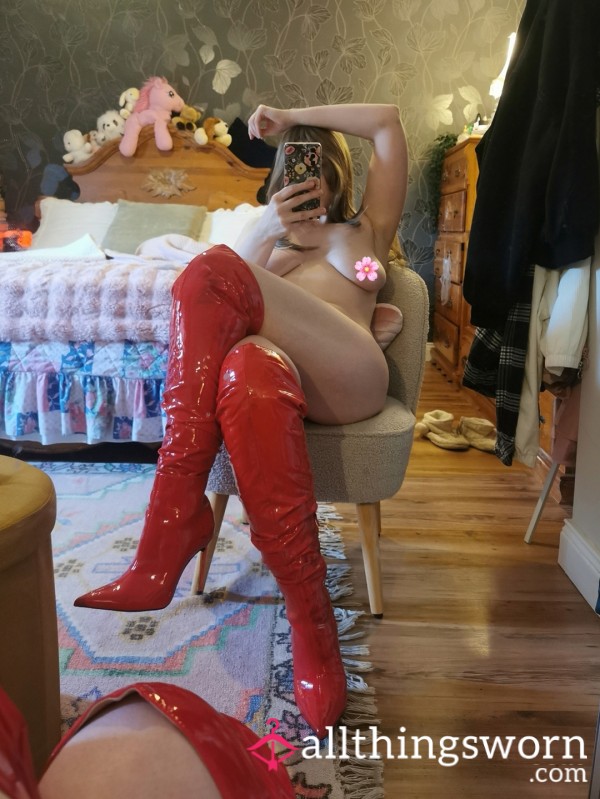 OdeToMyTwoThighs