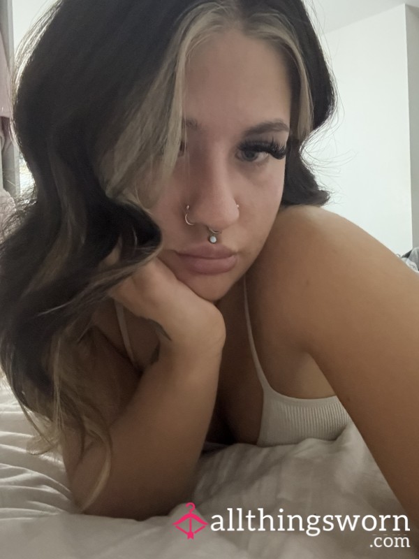 PeachyDollMia