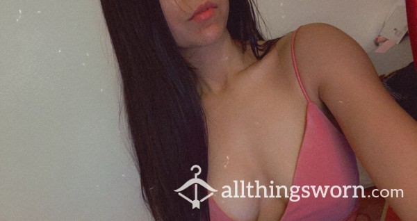 AllThingsWorn profile picture for @Perla