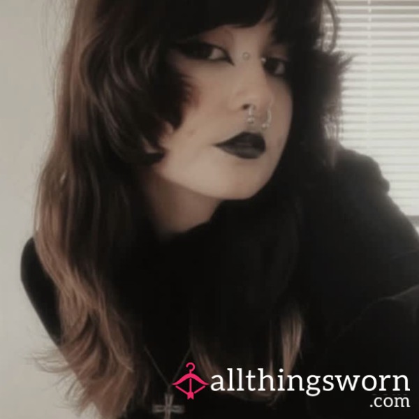 Piercedlovergirl