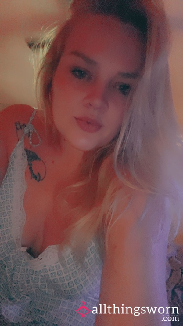 Tattedblondebaddie