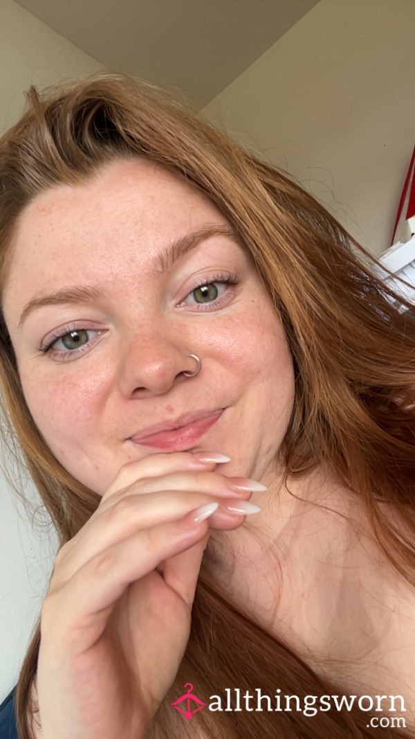 Redhead_Roxxy