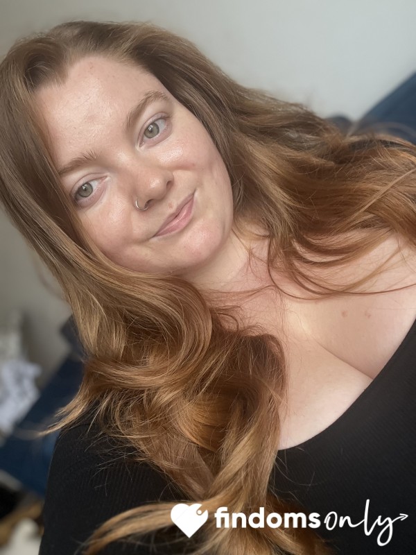 Redhead_Roxxy
