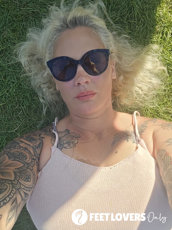 Rhi74
