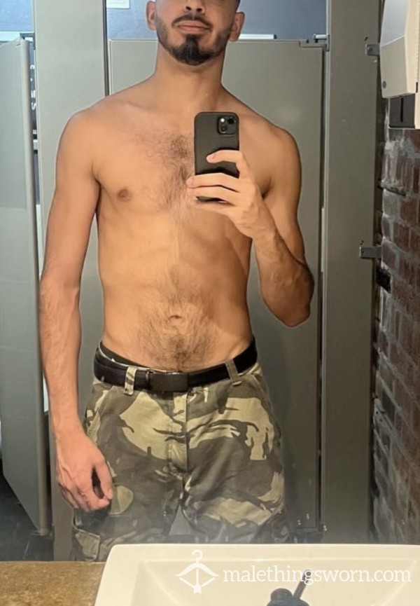 SweatyCollegeBoy18