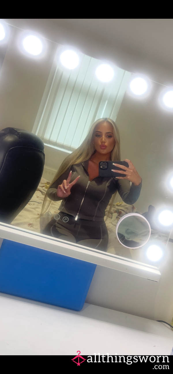 Sexyblondy