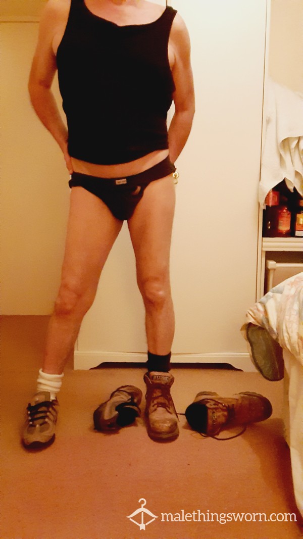 SocksnThongsnGstrings