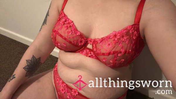 Sweetgirlnextdoor95