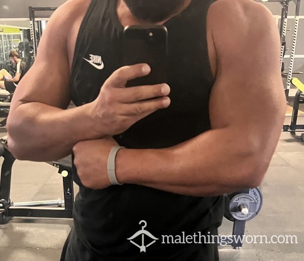 Tommyj563