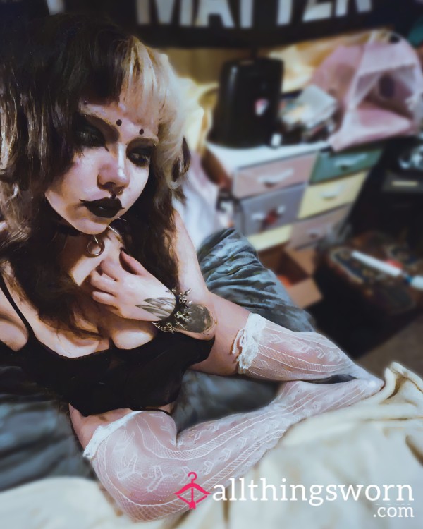 Urlovelysecretpussy