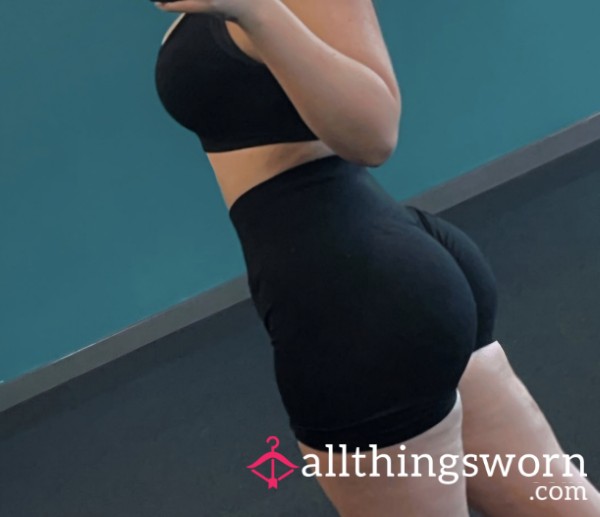 WhosRayneX