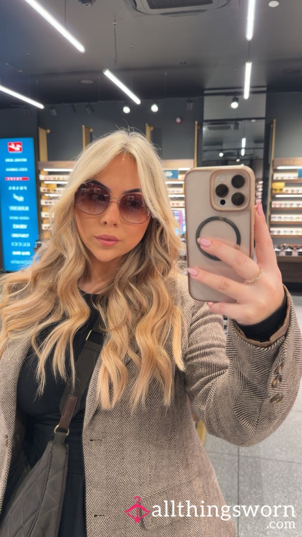 Ellycecelia