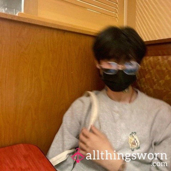 AllThingsWorn profile picture for @Yipp**