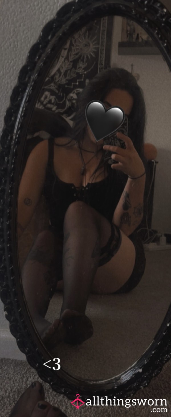 Yourgothicgoddess13
